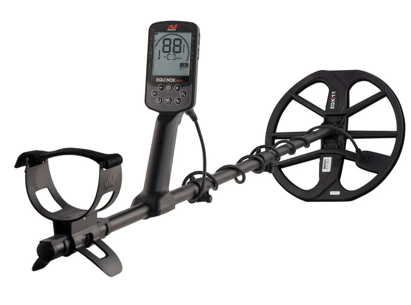 Load image into Gallery viewer, Minelab EQUINOX 900 Metal Detector with 11" and 6" Double-D Coils (New)